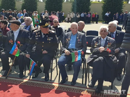 MDB ölkələrinin səfirləri Bakıda Qələbə Gününə həsr olunmuş tədbirlərdə iştirak ediblər - FOTO
