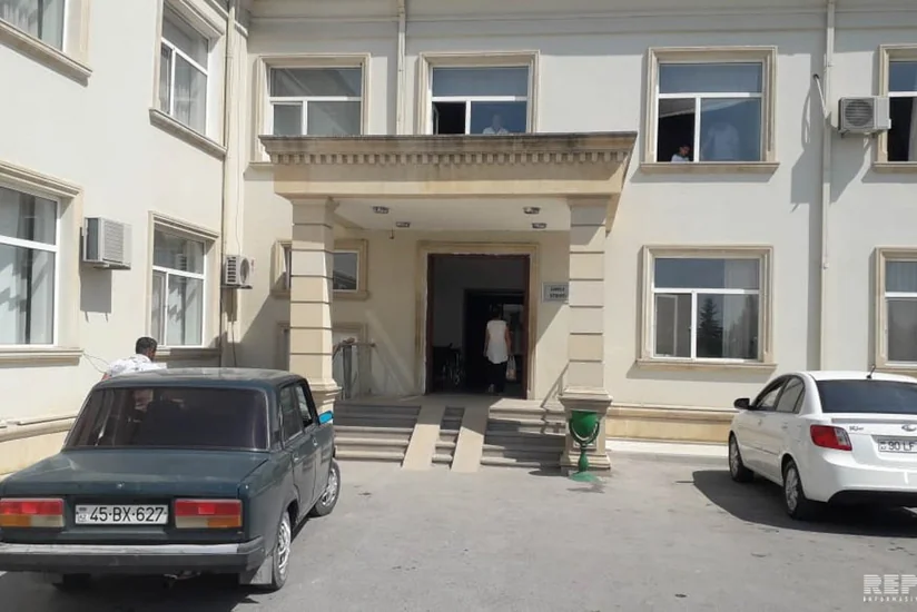Kürdəmirdə 98 yaşlı qadın yıxılaraq ağır xəsarət alıb