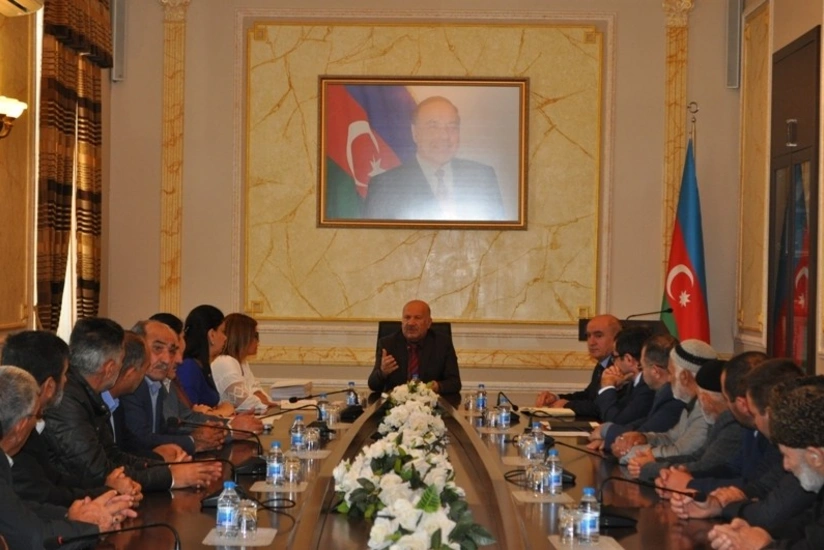 Yeni qeydiyyatdan keçən 26 dini icmaya şəhadətnamələr təqdim edilib