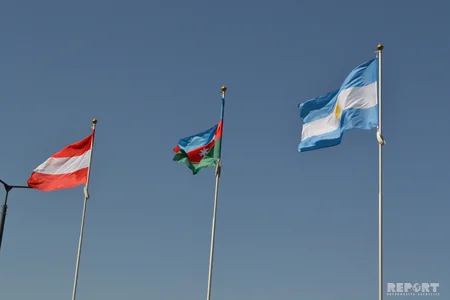 Azerbaijani delegation attends St. Petersburg International Economic Forum