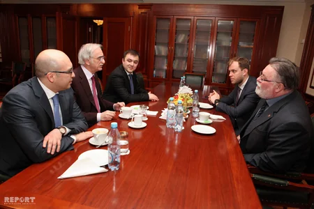 Moskvada İlham Əliyevin prezident postuna namizədliyinə dəstək məqsədilə “Breyn-rinq” keçirilib