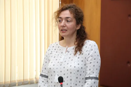“Media və təhsil dialoqu: peşəkarlığın inkişafı” mövzusunda IV təlim konfransı keçirilib