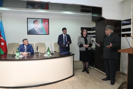 AzTV-də kollektivlə toplantı keçirilib - FOTO
