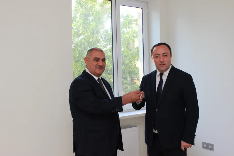 Əmlak Məsələləri Dövlət Xidməti Azərbaycan Yüksəliş Partiyasına ofis verib