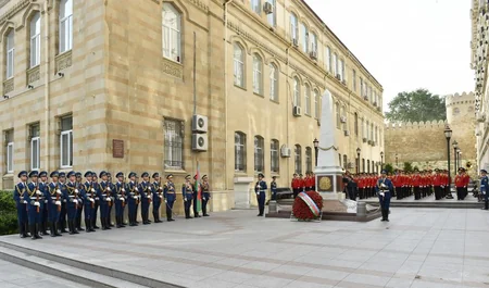 President visits monument erected in honor of Azerbaijani Democratic Republic