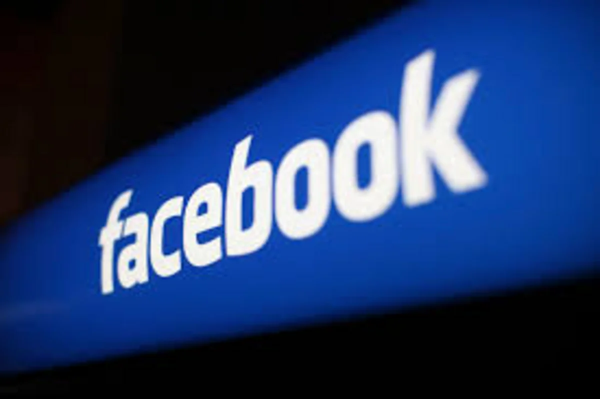 Facebookun rüblük xalis mənfəəti 9% azalıb