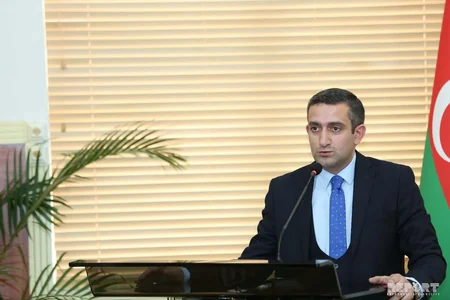 BDU-da ümummilli lider Heydər Əliyevə həsr olunmuş məqalə müsabiqəsinin qalibləri mükafatlandırılıb
