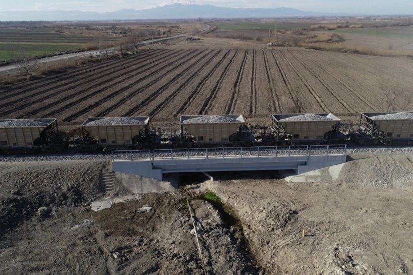 Bərdə-Ağdam dəmir yolunda stansiyaların tikintisinə başlanılıb