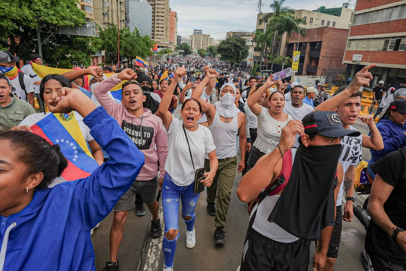 Venesuelada etirazlar zamanı təxminən 750 nəfər saxlanılıb