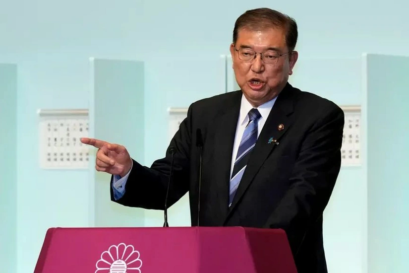 Japan’s government approval rating sees record surge in 17 years