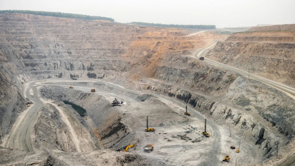 “Trafigura Azərbaycanın mis-molibden yatağından əldə olunan məhsulun bir hissəsinə eksklüziv hüquq əldə edib
