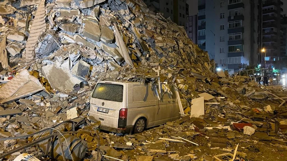 Türkiyəyə yardım təklifi edən ilk ölkə Azərbaycan olub