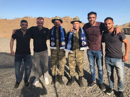Qarabağ” klubunun futbolçuları cəbhə bölgəsində olublar
