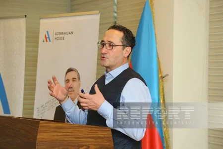 Gürcüstanda Xalq şairi Zəlimxan Yaqubun xatirəsi anılıb