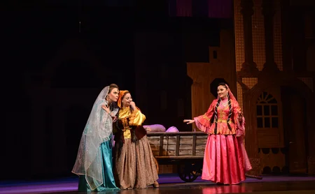 Musiqili Teatrın aprel ayı üçün repertuarı açıqlanıb