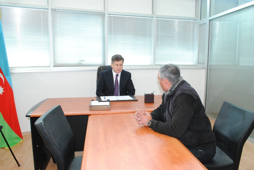 ƏMDK-nın sədri Qobustanda vətəndaş qəbulu keçirib