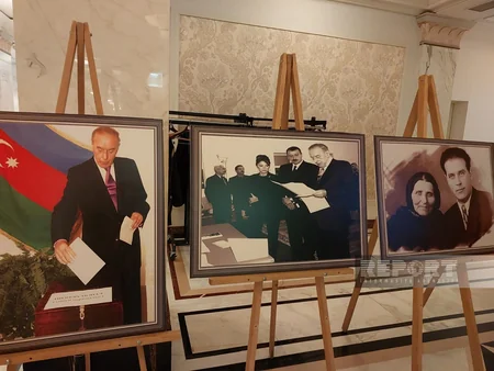 Gürcüstanda Heydər Əliyevin 100 illik yubileyinə həsr olunmuş fotosərgi açılıb