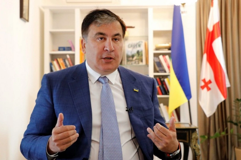 Mixeil Saakaşvili Gürcüstan hərbçilərinə müraciət edib