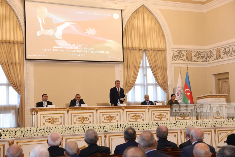 AMEA Rəyasət Heyətinin genişləndirilmiş iclası keçirilib
