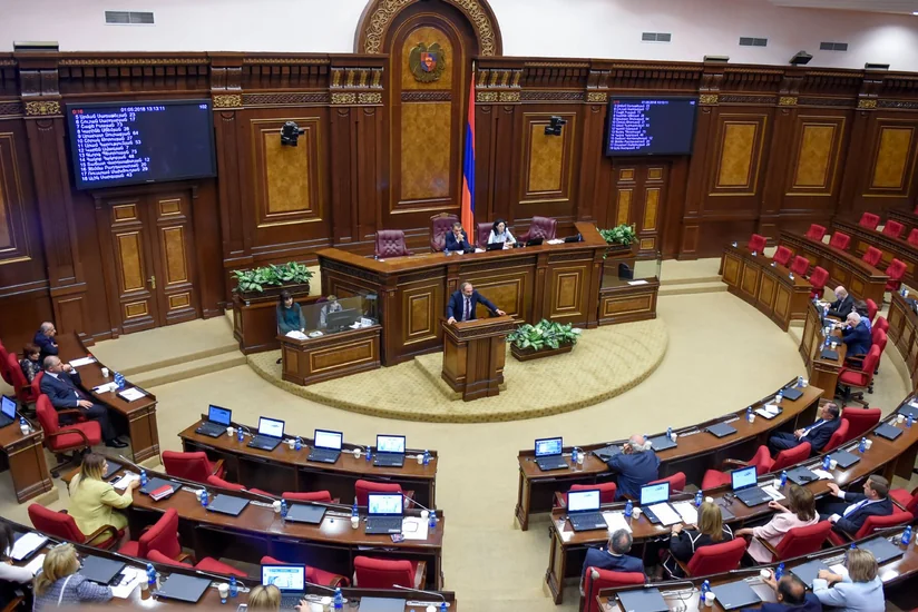 В Армении не намерены проводить досрочные парламентские выборы