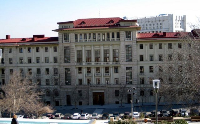 ​Azərbaycanda xarici dövlətin vətəndaşlığını qəbul edən şəxslər üçün ərizə forması təsdiqlənib