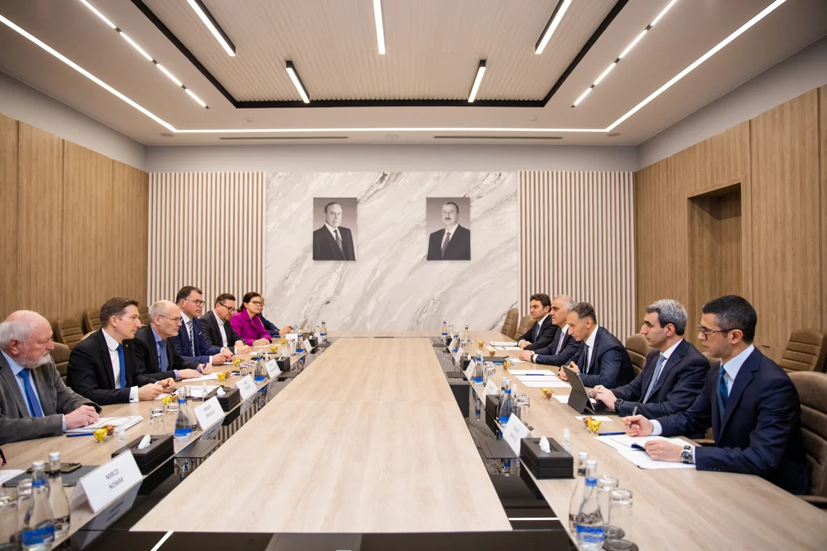 Rəşad Nəbiyev alman şirkətlərinin nümayəndələri ilə görüşüb