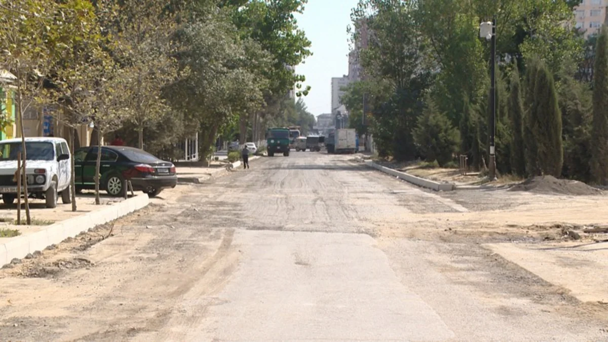 Bakıda daha bir yol təmir olunur