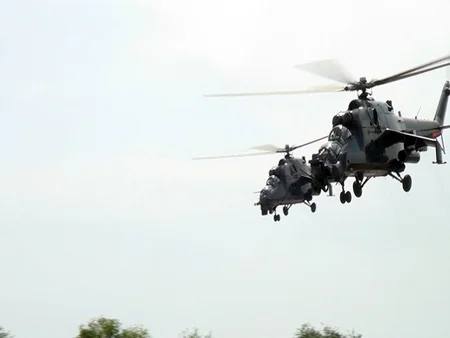 Air Force helicopter units conduct training flights - VIDEO