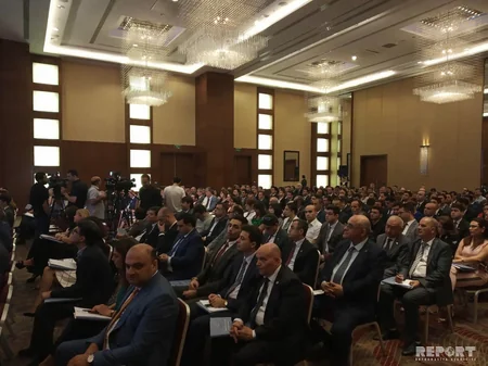 Bakıda “Məhkəmə-hüquq islahatlarına vəkil baxışı” mövzusunda konfrans keçirilib