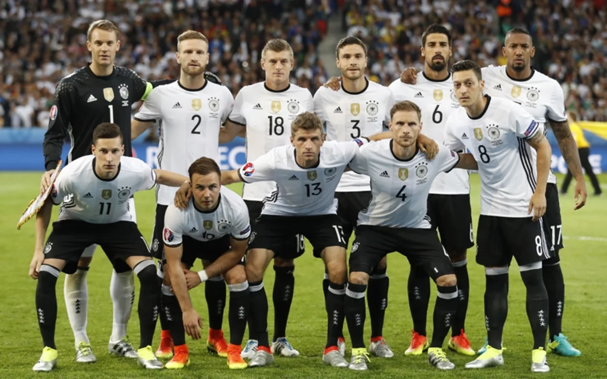 Almaniya millisinin futbolçularından qəfil dopinq-test götürülüb