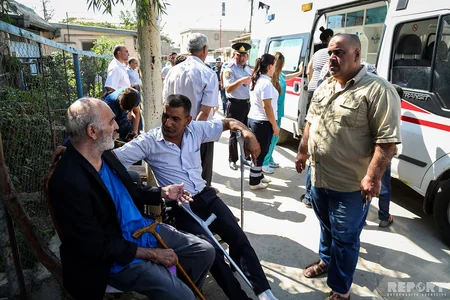 Bakıda evləri yanan məcburi köçkünlər: “Hələ gözləyirik” - FOTOREPORTAJ