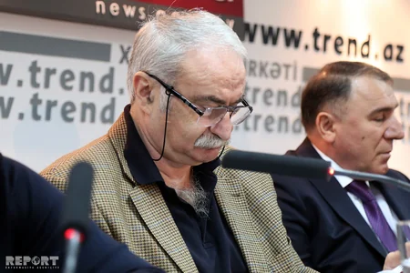 Futbol veteranı İsgəndər Cavadovun həyatından və karyerasından bəhs edən kitabın təqdimatı olub