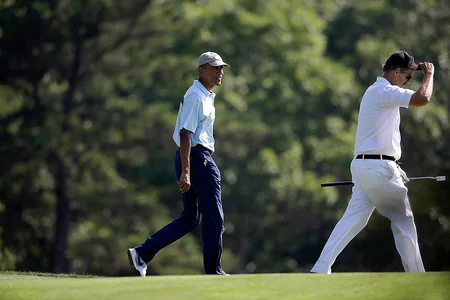 Barak Obama öz məzuniyyətini necə keçirir? - FOTO