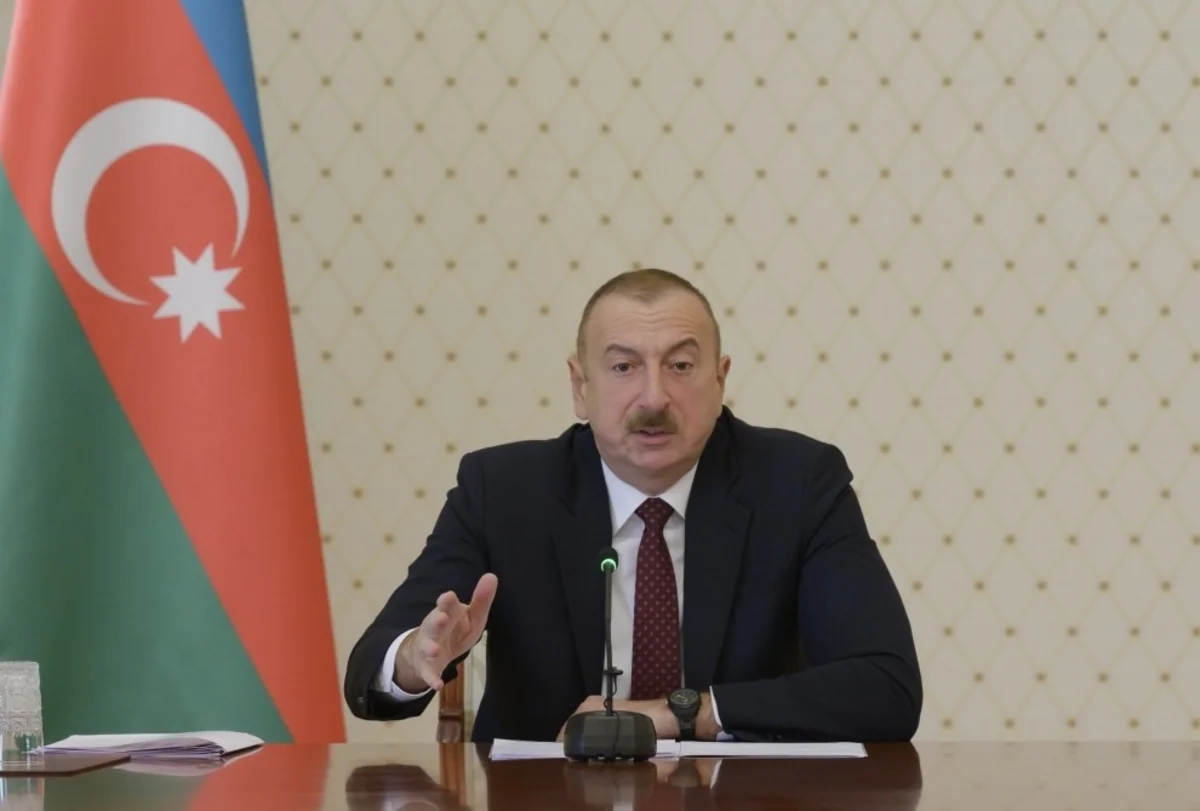 Azərbaycan Prezidenti: Ticarət obyektlərinin hər biri sığortalanmalıdır