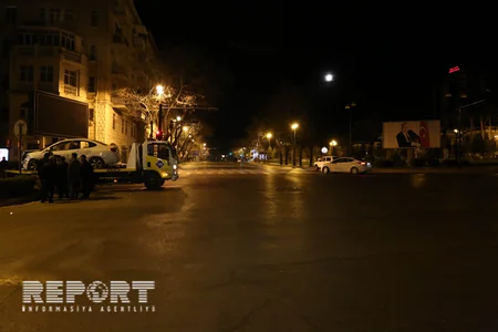 Bakıda taksi işıqforu qırmızıda keçərək qəza törədib, yaralananlar var - YENİLƏNİB - FOTO - VİDEO