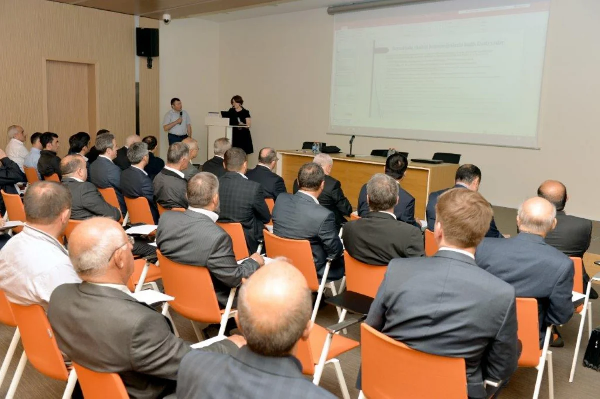 SOCAR-da “Metan emissiyalarının azaldılmaları” mövzusunda seminar keçirilib