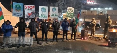 Havanın soyuq olmasına baxmayaraq, Xankəndi-Laçın yolunda aksiya davam edir