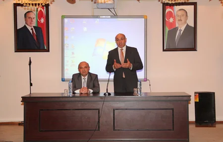 Dövlət Komitəsinin sədr müavini tələbələri dini radikalizmlə mübarizədə fəal olmağa çağırıb