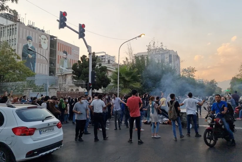 İranda fəhlələrin tətili genişlənir