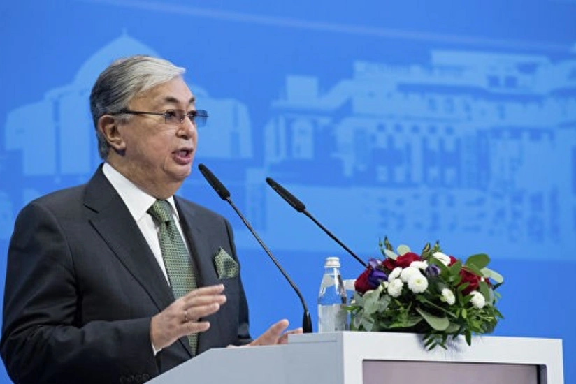 Kasım-Jomart Tokayev Qazaxıstan Prezidenti vəzifələrinin icrasına başlayıb
