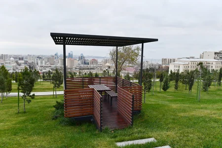 Prezident İlham Əliyev Bakıda Mərkəzi Parkın ikinci hissəsinin açılışında iştirak edib - YENİLƏNİB
