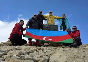 Heydər Əliyev Zirvəsinə yürüş təşkil edilib