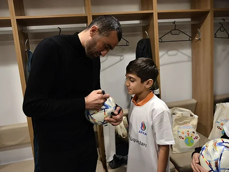 Ümumdünya Uşaq Hüquqları Gününə həsr edilmiş futbol tədbiri keçirilib