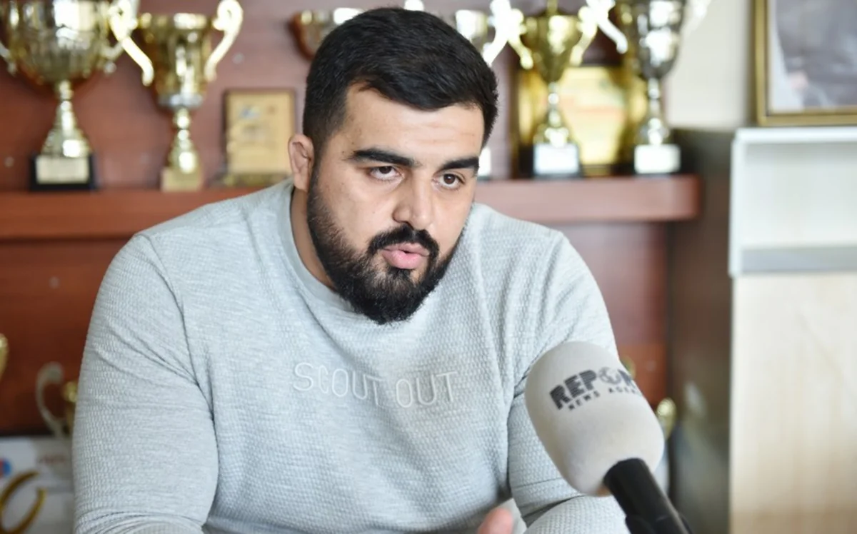 Çimərlik güləşi üzrə Azərbaycan yığmasının baş məşqçisi əməliyyat olunub
