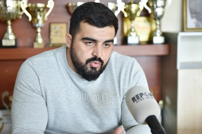 Çimərlik güləşi üzrə Azərbaycan yığmasının baş məşqçisi əməliyyat olunub