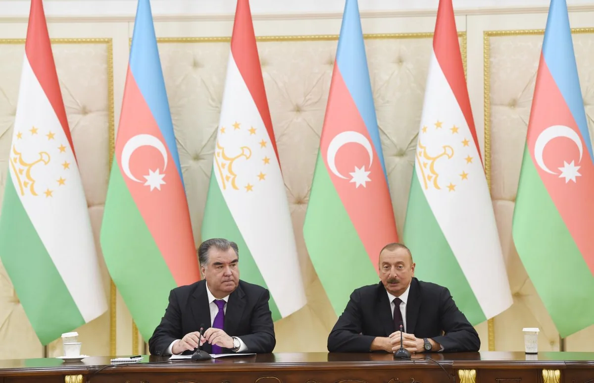 İlham Əliyev Emoməli Rəhmona başsağlığı verib