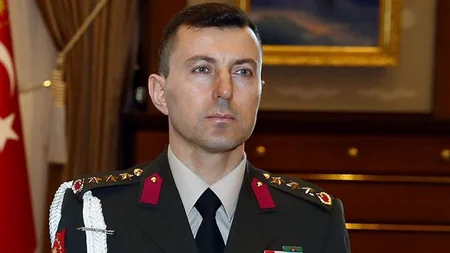 ​Ərdoğanın hərbi müşaviri Ali Yazıçı saxlanılıb - FOTO