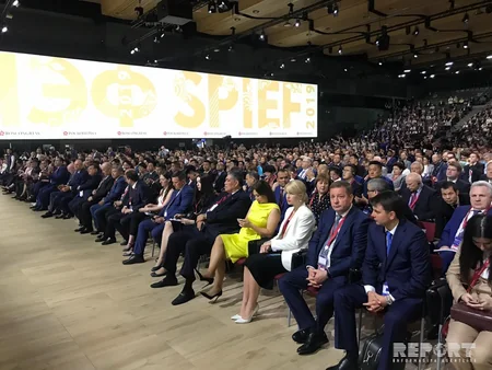 В Санкт-Петербурге состоялось официальное открытие ПМЭФ-2019 - ОБНОВЛЕНО