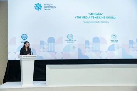 MEDİA tələbələr üçün infosessiya keçirib