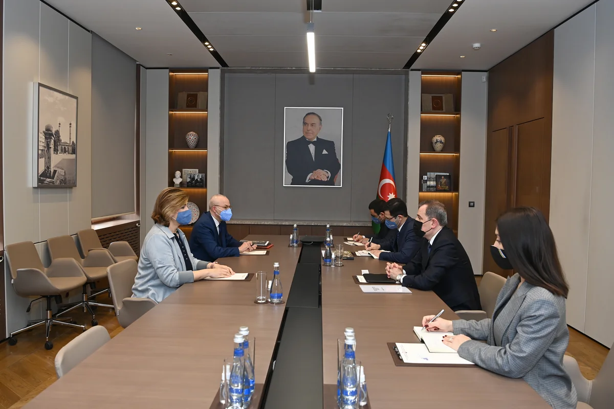 Azerbaijani FM meets Executive Secretary of UN Capital Dev't Fund